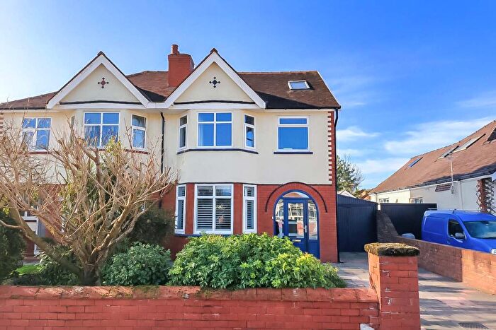 4 Bedroom Semi Detached House For Sale In Derwent Avenue, Churchtown, PR9