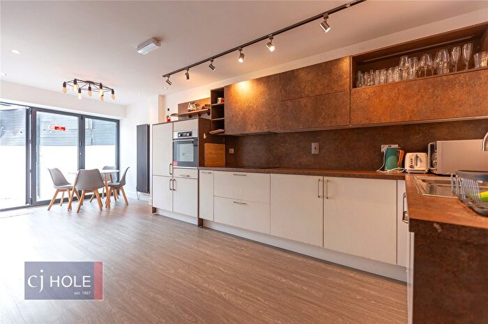 6 Bedroom Detached House To Rent In North Road, St. Andrews, Bristol, BS6