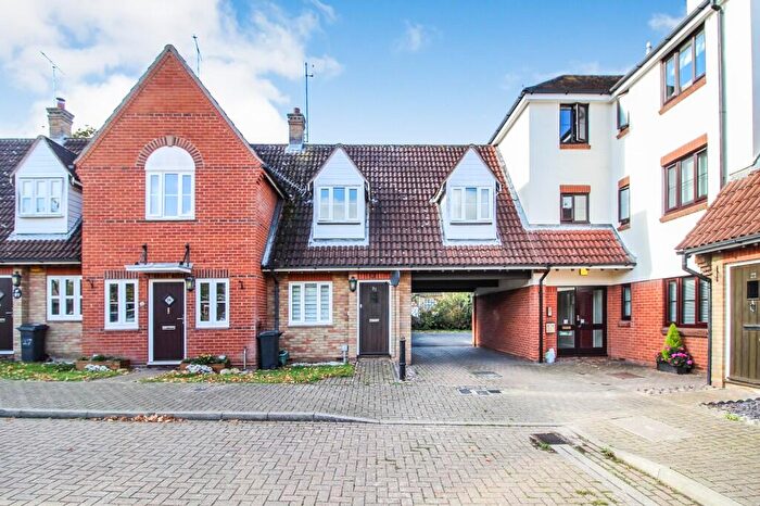 3 Bedroom End Of Terrace House To Rent In Dawberry Place, CM3