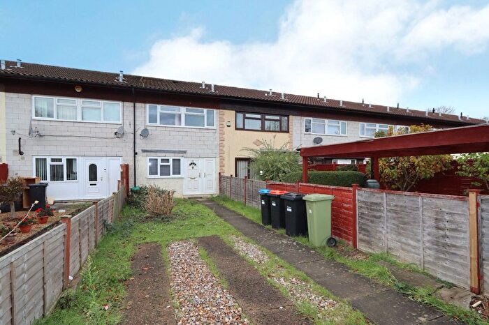 3 Bedroom Terraced House For Sale In Rochfords, Coffee Hall, Milton Keynes, MK6