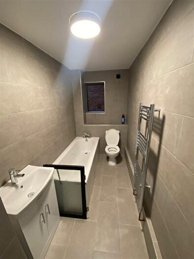 1 Bedroom Flat To Rent In Station Road, Wood Green, N22
