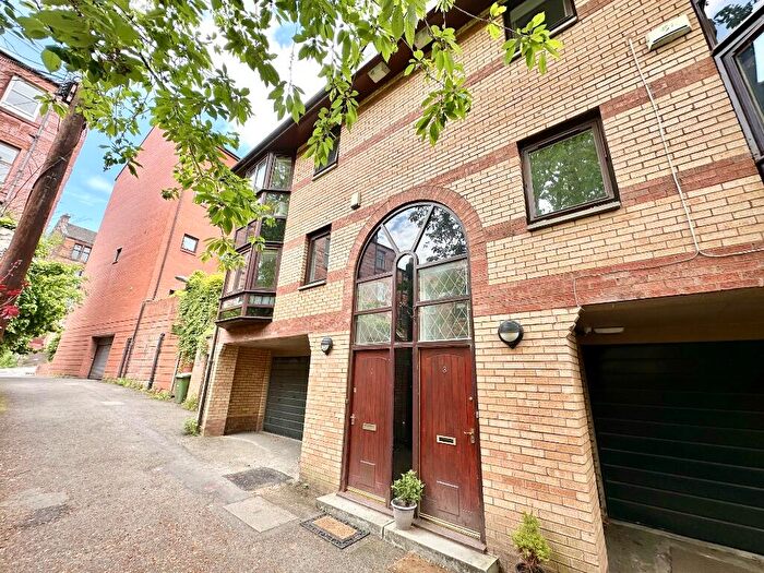 2 Bedroom Property To Rent In Yarrow Gardens Lane, Kelvinbridge, Glasgow, G20