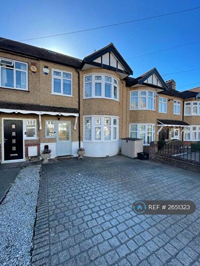 4 Bedroom Terraced House To Rent In Woodford Green, Woodford Green, IG8