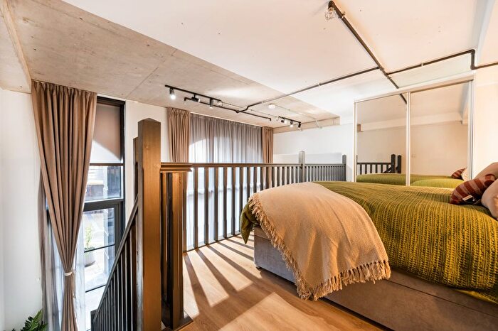 1 Bedroom Flat To Rent In Clay, Salford Quays, M50