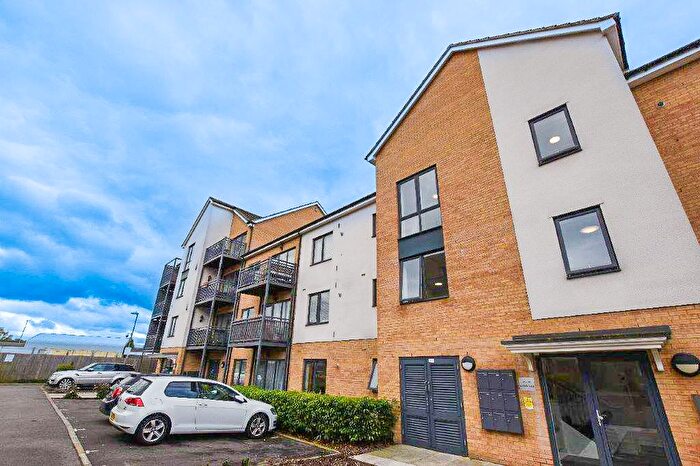 2 Bedroom Flat To Rent In Watson Place, London, SE25