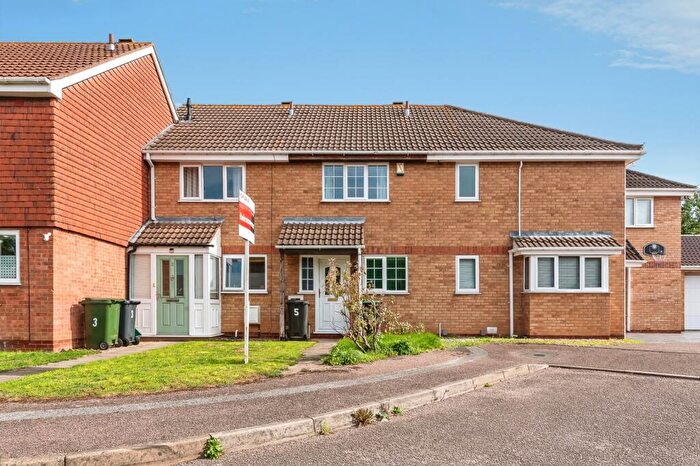 2 Bedroom Terraced House For Sale In Henley Close, Netherfield, Nottingham, Nottinghamshire, NG4