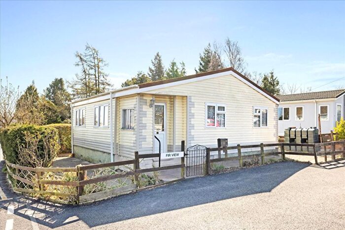 2 Bedroom Park Home For Sale In Fir View, Loanhead, Nivensknowe, EH20