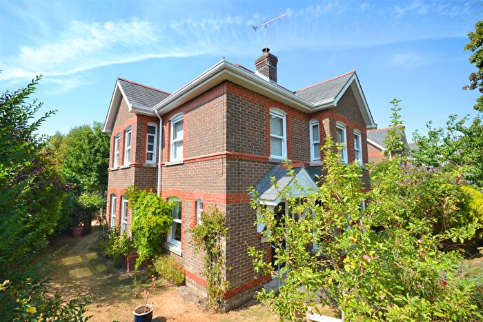 4 Bedroom Detached House For Sale In Herringston Road, Dorchester, DT1