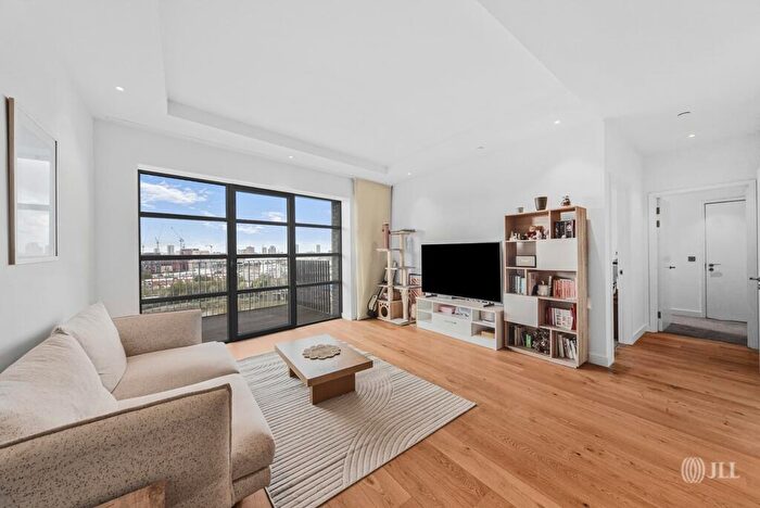 2 Bedroom Flat For Sale In London City Island London, E14