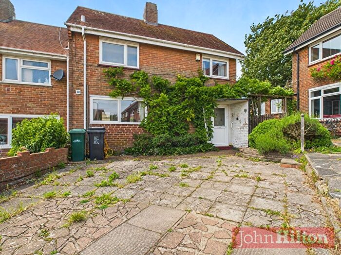 2 Bedroom End Of Terrace House For Sale In Treyford Close, Woodingdean, BN2