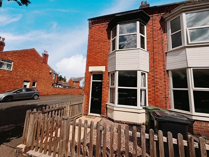 3 Bedroom Semi-detached House To Rent In Albert Promenade, Loughborough, LE11