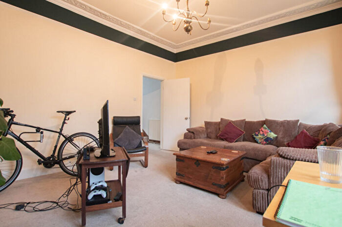 2 Bedroom Flat To Rent In Denmark Road, London, N8