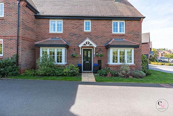 3 Bedroom Semi-Detached House For Sale In Thompson Green, Cuddington, Northwich, CW8