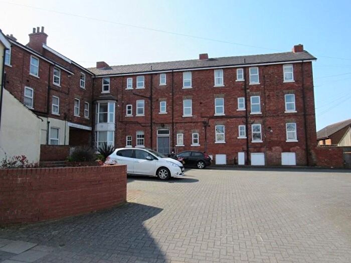 2 Bedroom Flat To Rent In Sea View Mansions, Skegness, PE25