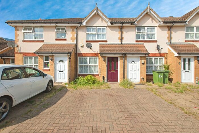 2 Bedroom Terraced House For Sale In Ware Point Drive, London, SE28