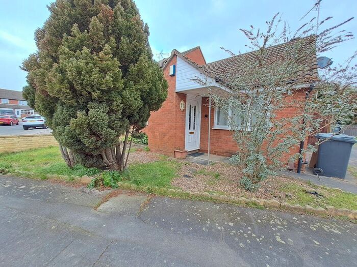 2 Bedroom Bungalow To Rent In Bridge Close, Thurmaston, Leicester, LE4