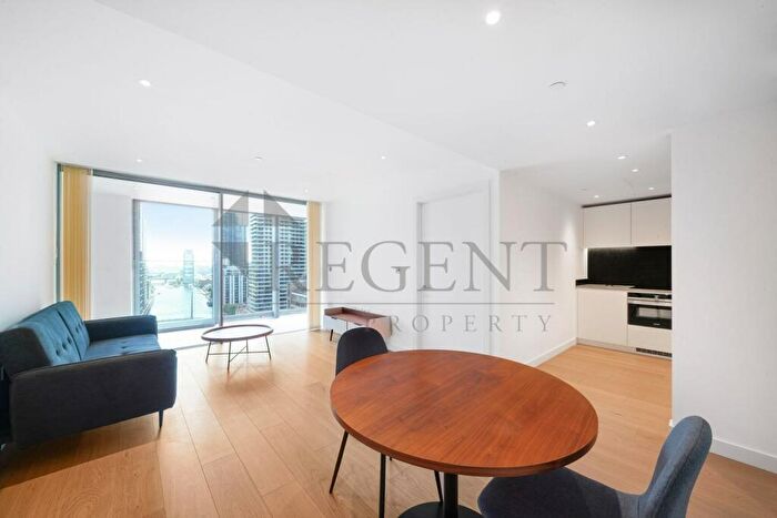 1 Bedroom Apartment To Rent In Landmark Pinnacle, Marsh Wall, E14