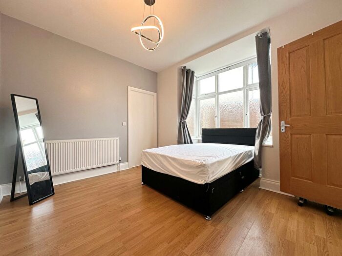 Studio To Rent In Annexe, Elstow Close, Eltham, SE9