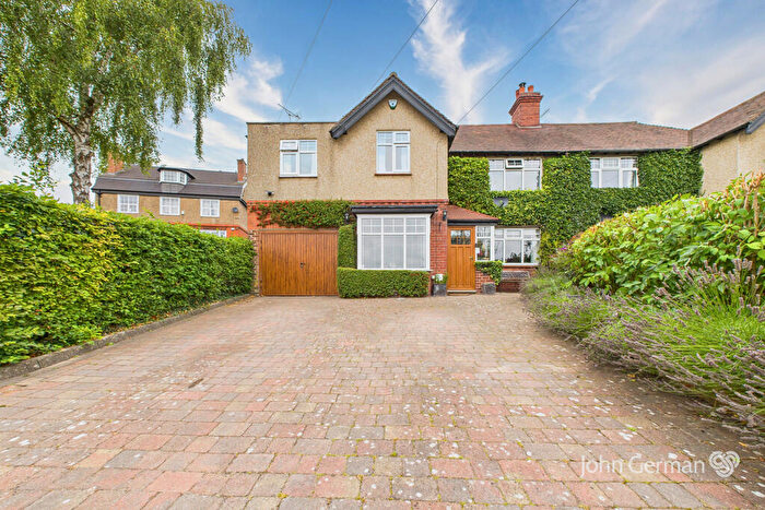 4 Bedroom Semi-Detached House For Sale In Belle Vue Road, Ashbourne, DE6