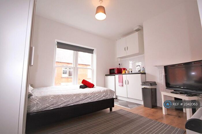 Studio To Rent In Market Street, Heanor, DE75