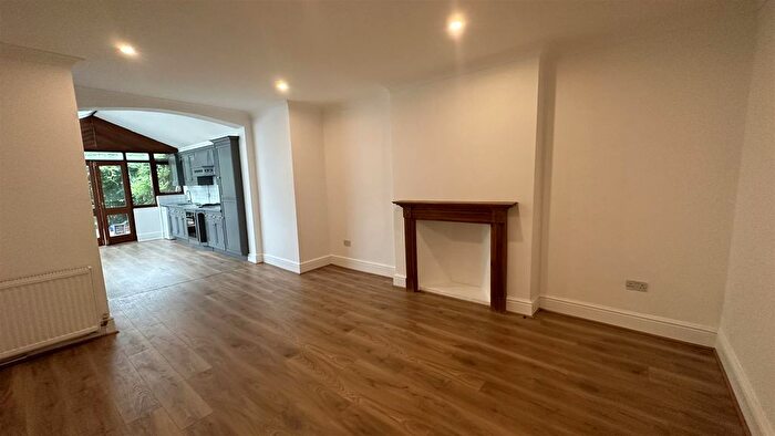 2 Bedroom Flat For Sale In Greencroft Gardens, London, NW6