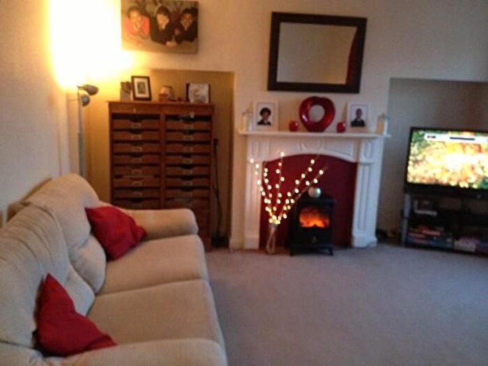 3 Bedroom Maisonette To Rent In High Street, Orpington, Kent, BR6