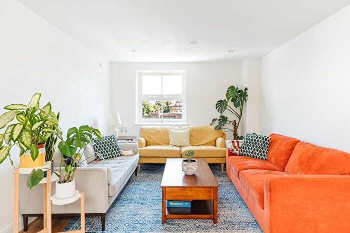2 Bedroom Flat For Sale In The Mitre, Grafton Road, Gospel Oak, NW5