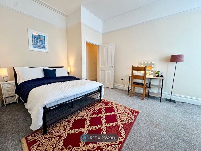 2 Bedroom Flat To Rent In Christchurch Road, Bournemouth, BH1