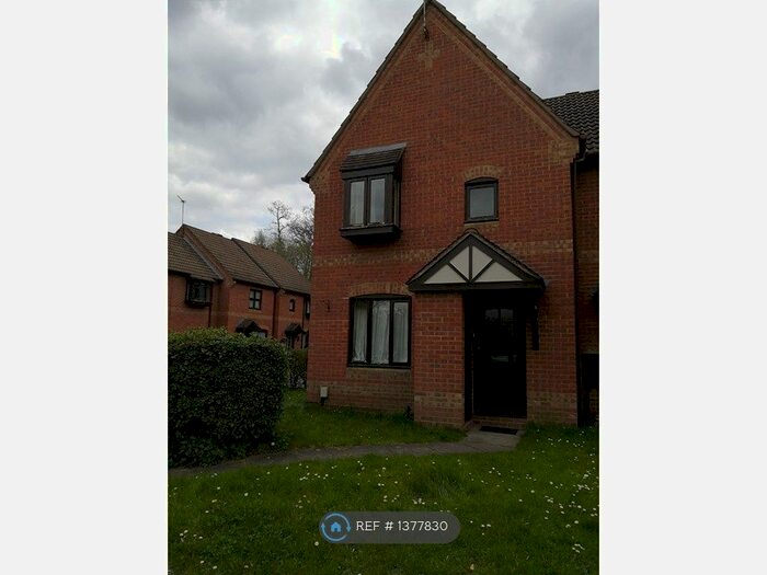 1 Bedroom Semi-Detached House To Rent In Fallow Field, Fleet, GU51