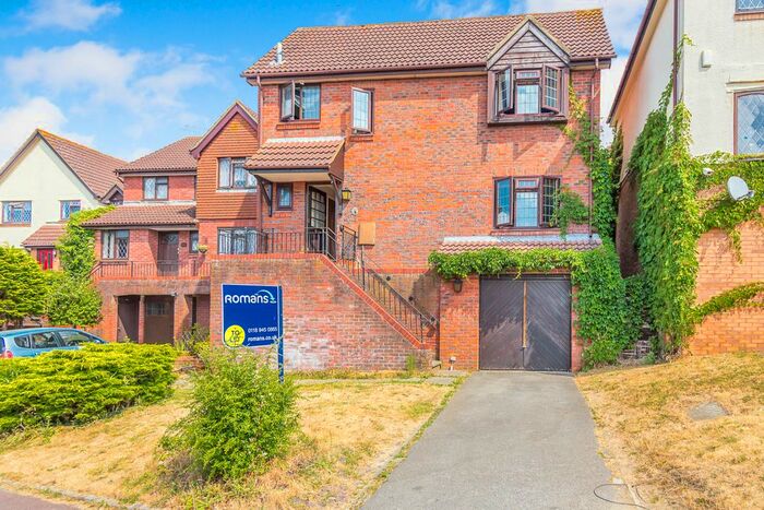 3 Bedroom Detached House To Rent In Goldthorpe Gardens, Lower Earley, Reading, RG6