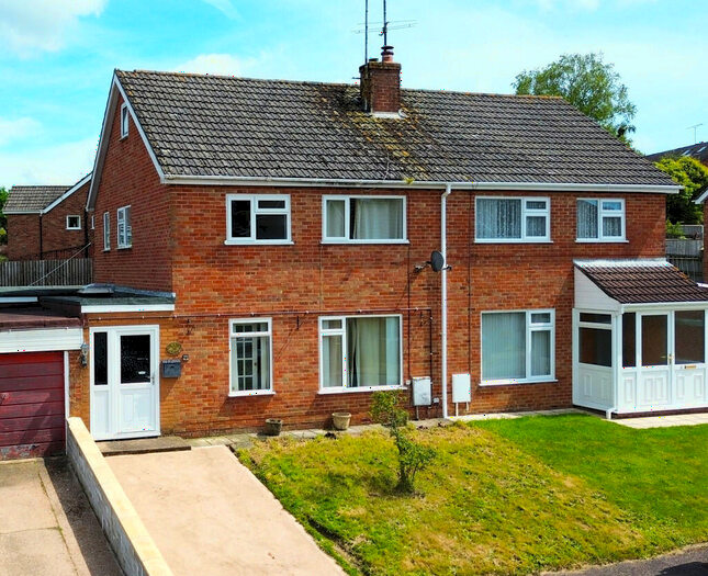 3 Bedroom Semi-Detached House For Sale In Slade Close, Ottery St. Mary, EX11