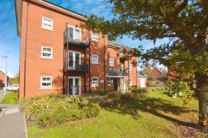 1 Bedroom Flat For Sale In Lonsdale Road, Wokingham, RG40