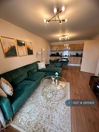 2 Bedroom Flat To Rent In Guildford Road, Woking, GU22