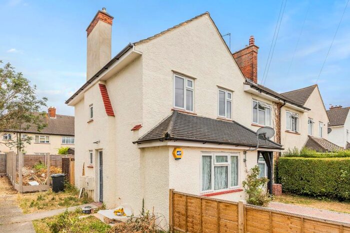 2 Bedroom Apartment To Rent In Windsor Road, Thornton Heath, CR7