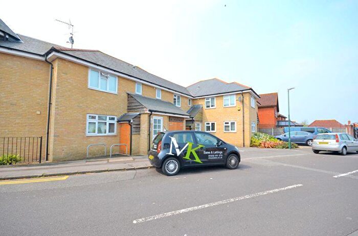 1 Bedroom Flat To Rent In Ensbury Park, Bournemouth, BH10