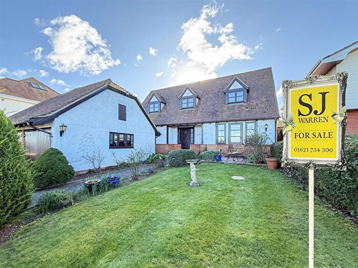 4 Bedroom Detached House For Sale In Esplanade, Mayland, Chelmsford, CM3