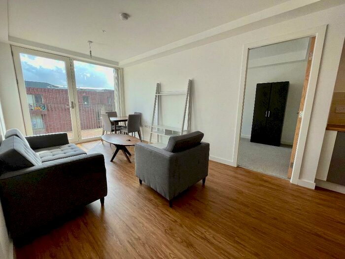 2 Bedroom Apartment To Rent In Leaf Street, Manchester, M15