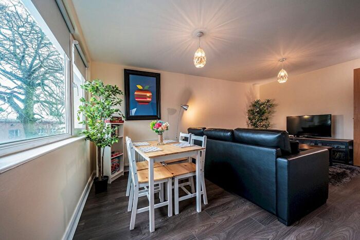 1 Bedroom Flat To Rent In Belfast, BT13
