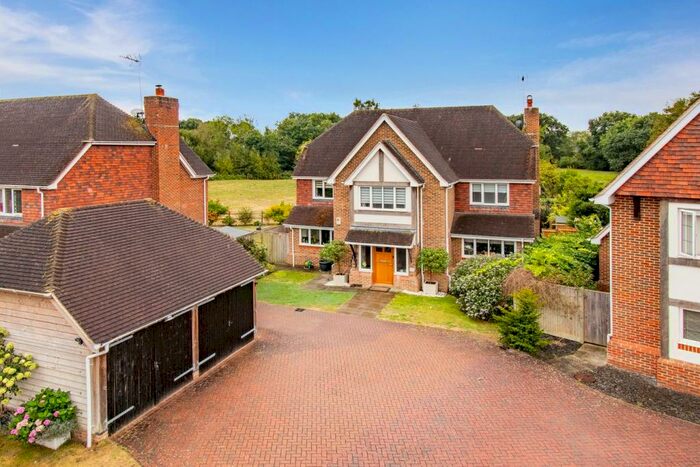 4 Bedroom Detached House For Sale In Placketts Corner, Arlington, BN26
