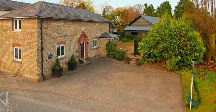 2 Bedroom Detached House For Sale In Albury, Ware, SG11