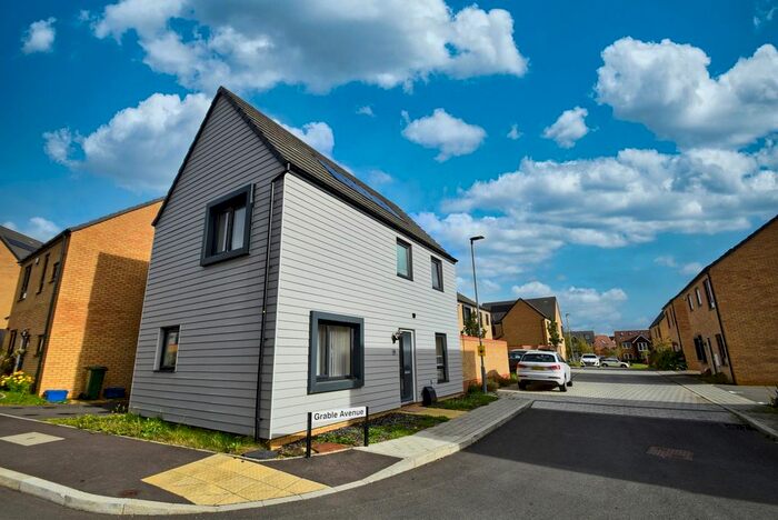 4 Bedroom Detached House To Rent In Grable Avenue, Oxley Park MK4