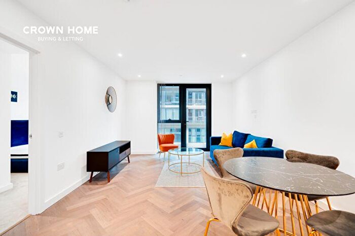1 Bedroom Apartment To Rent In Cashmere Wharf, London Dock, E1W