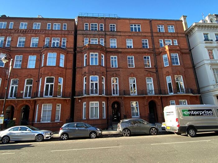 2 Bedroom Flat For Sale In Flat, Palace Gate, Kensington, London, W8