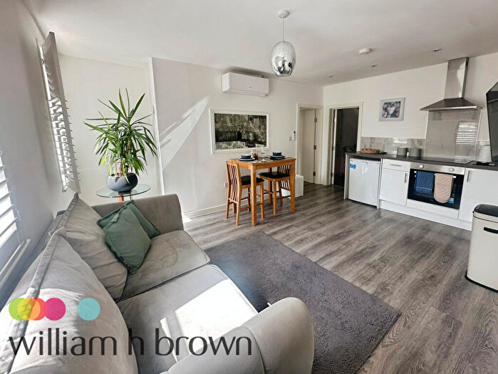 2 Bedroom Apartment To Rent In High Street, Braintree, CM7