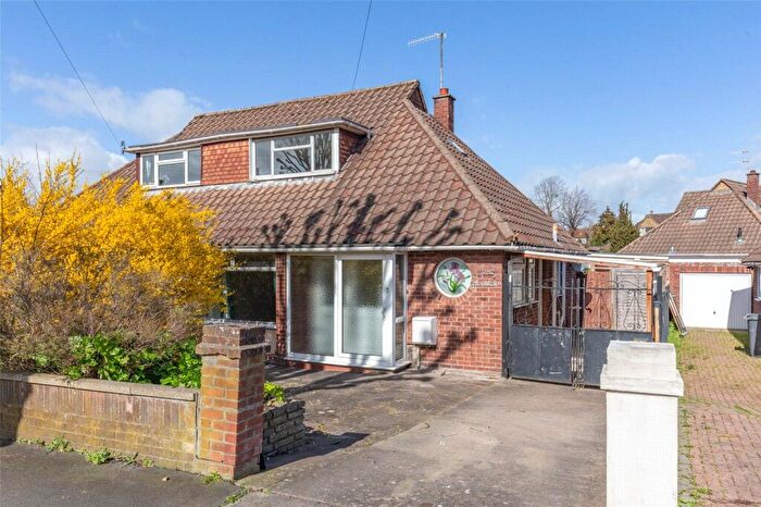 3 Bedroom Bungalow To Rent In Wellington Hill West, Westbury-On-Trym, Bristol, BS9
