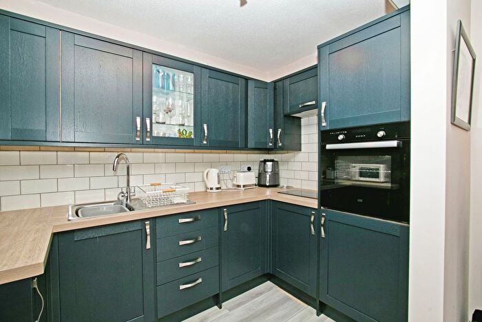 1 Bedroom Flat For Sale In Penhaligon Court, Truro, Cornwall, TR1