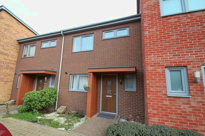 2 Bedroom Terraced House To Rent In Rainbow Gardens, Dartford, DA1