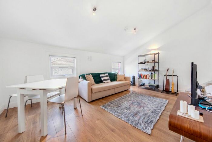 1 Bedroom Flat To Rent In Brixton Road, London, SW9