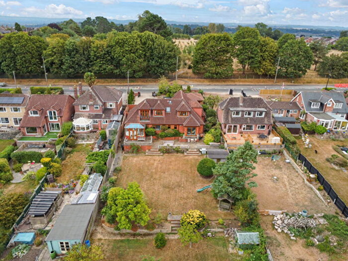 5 Bedroom Detached House For Sale In Combe Street Lane, Yeovil, BA21