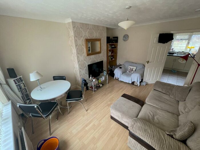 2 Bedroom Terraced House To Rent In Wishford Avenue, Nottingham, NG7